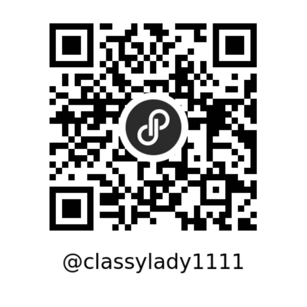 New to Poshmark? Scan my code or use @classylady1111 for a $10 discount 🌼